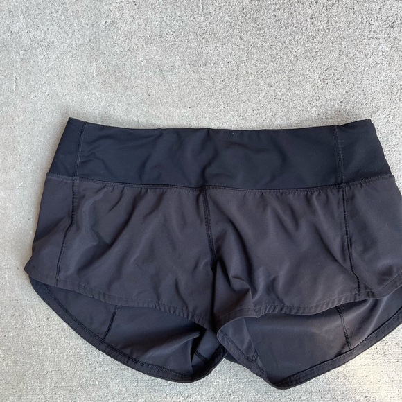 Lululemon shorts - Picture 3 of 4